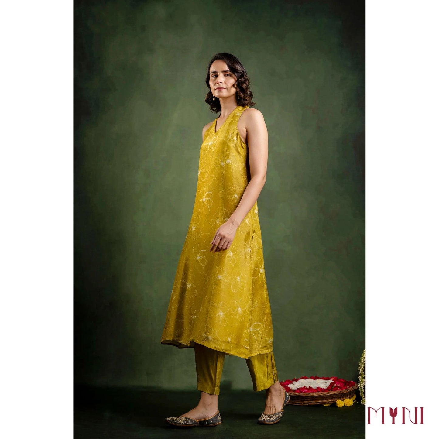 Tissue Silk Halter Neck Kurta Pant with Shantoon Fabric
