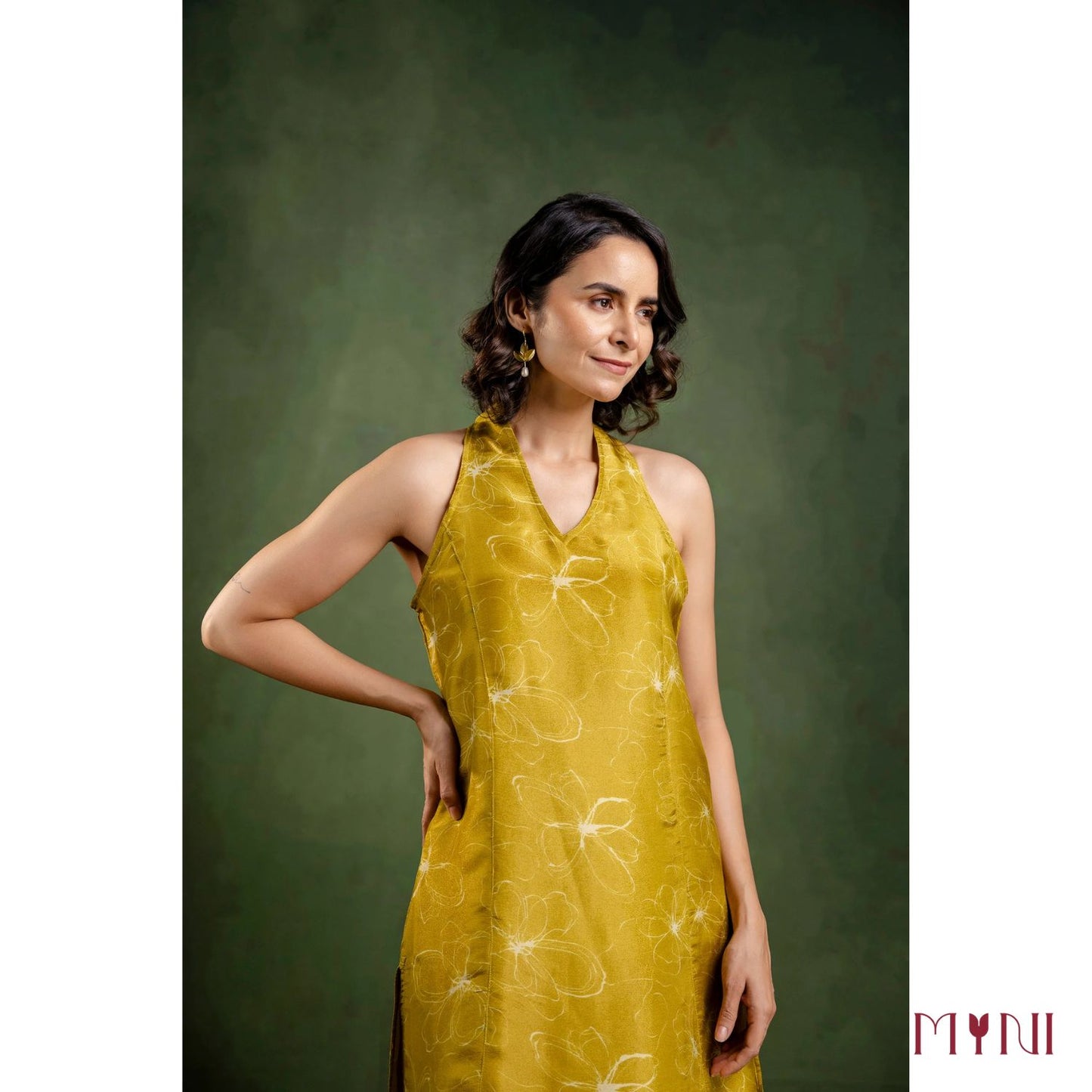 Tissue Silk Halter Neck Kurta Pant with Shantoon Fabric