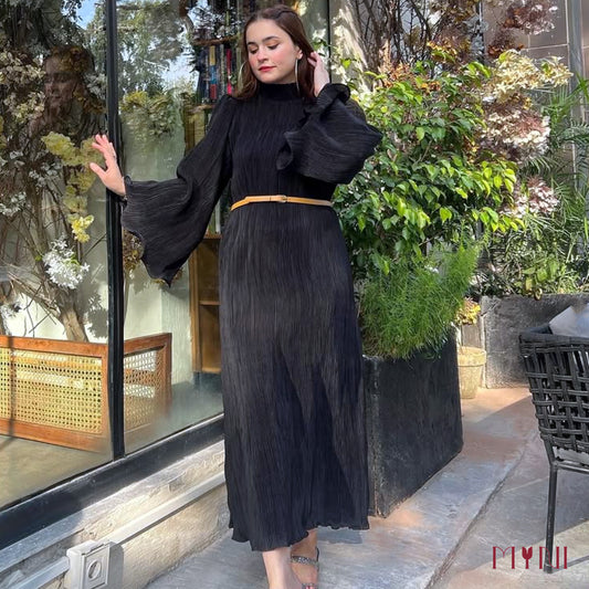 Noir - The Pleated Dress